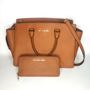 Michael Kors Large Selma Saffiano Leather Purse & Matching Wallet